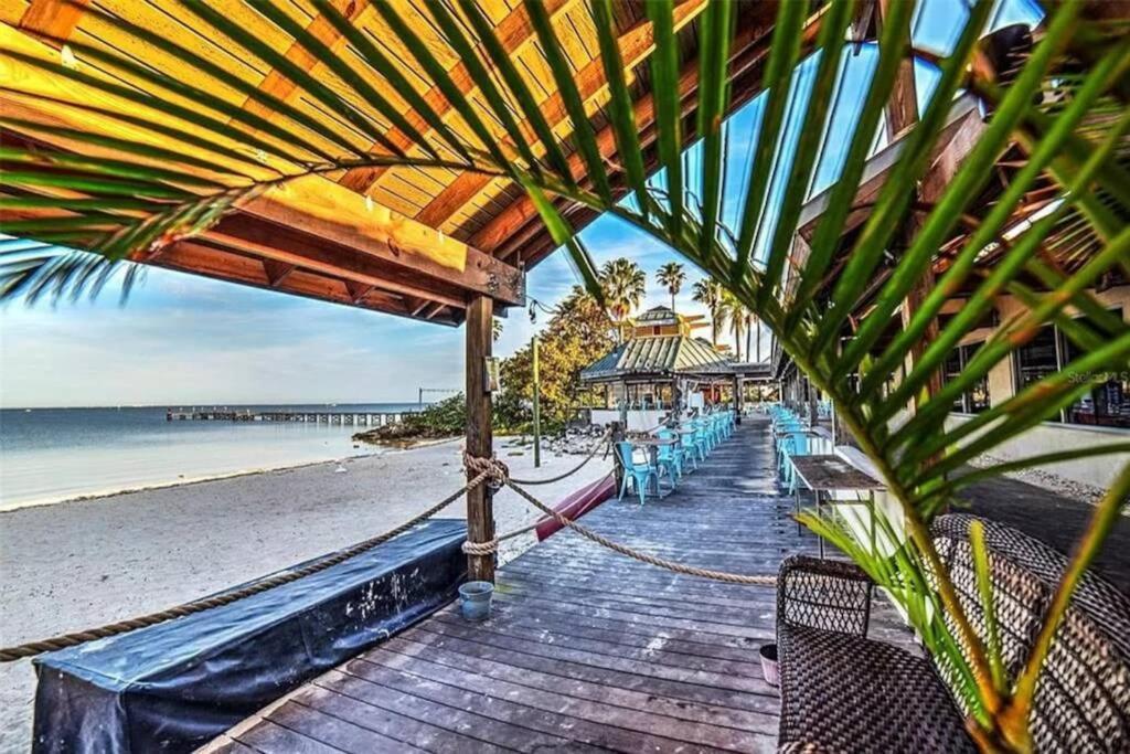 Bay View, Studio206, Beach Steps Away! Pool+Wifi Ruskin Exterior foto